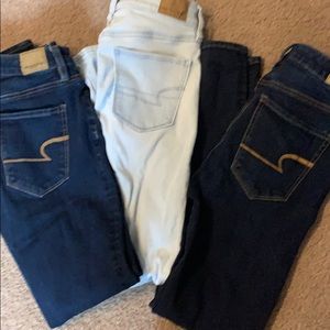 3 pairs American eagle jeans